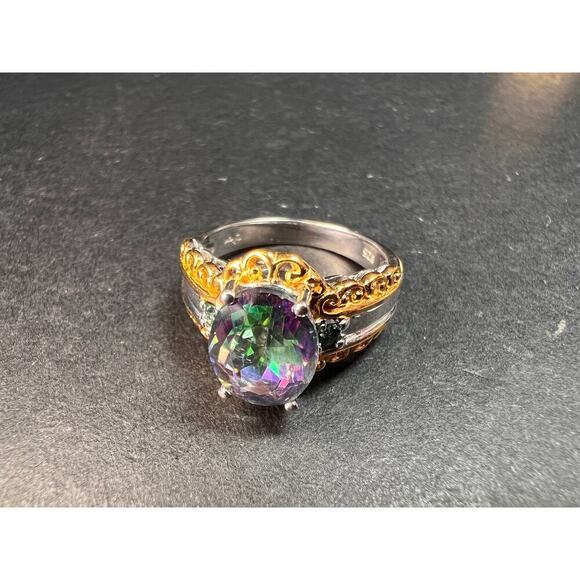 NEW green mystic topaz two toned sterling silver ring size 8 - Picture 2 of 16